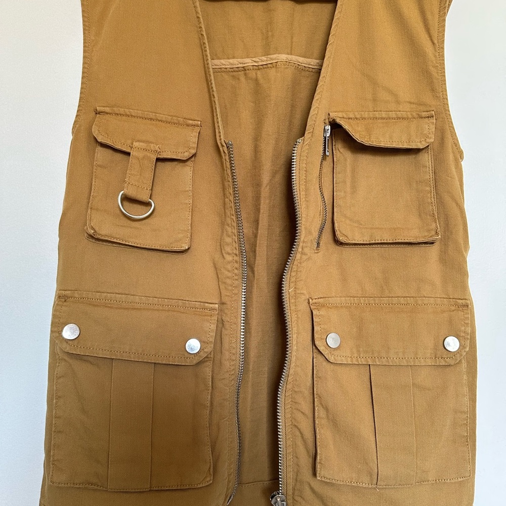Bershka Tan Utility Vest - Picture 4 of 7